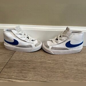 Nike Toddler Blazer Mid ‘77 White and Blue size 7